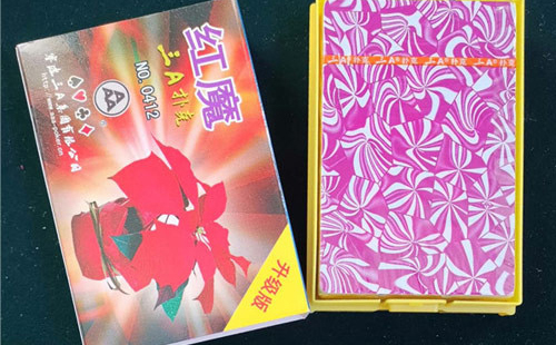专业级墨竹工卡牌具墨竹工卡扑克防滑耐磨使用全解析 专业级墨竹工卡牌具墨竹工卡扑克防滑耐磨使用全解析